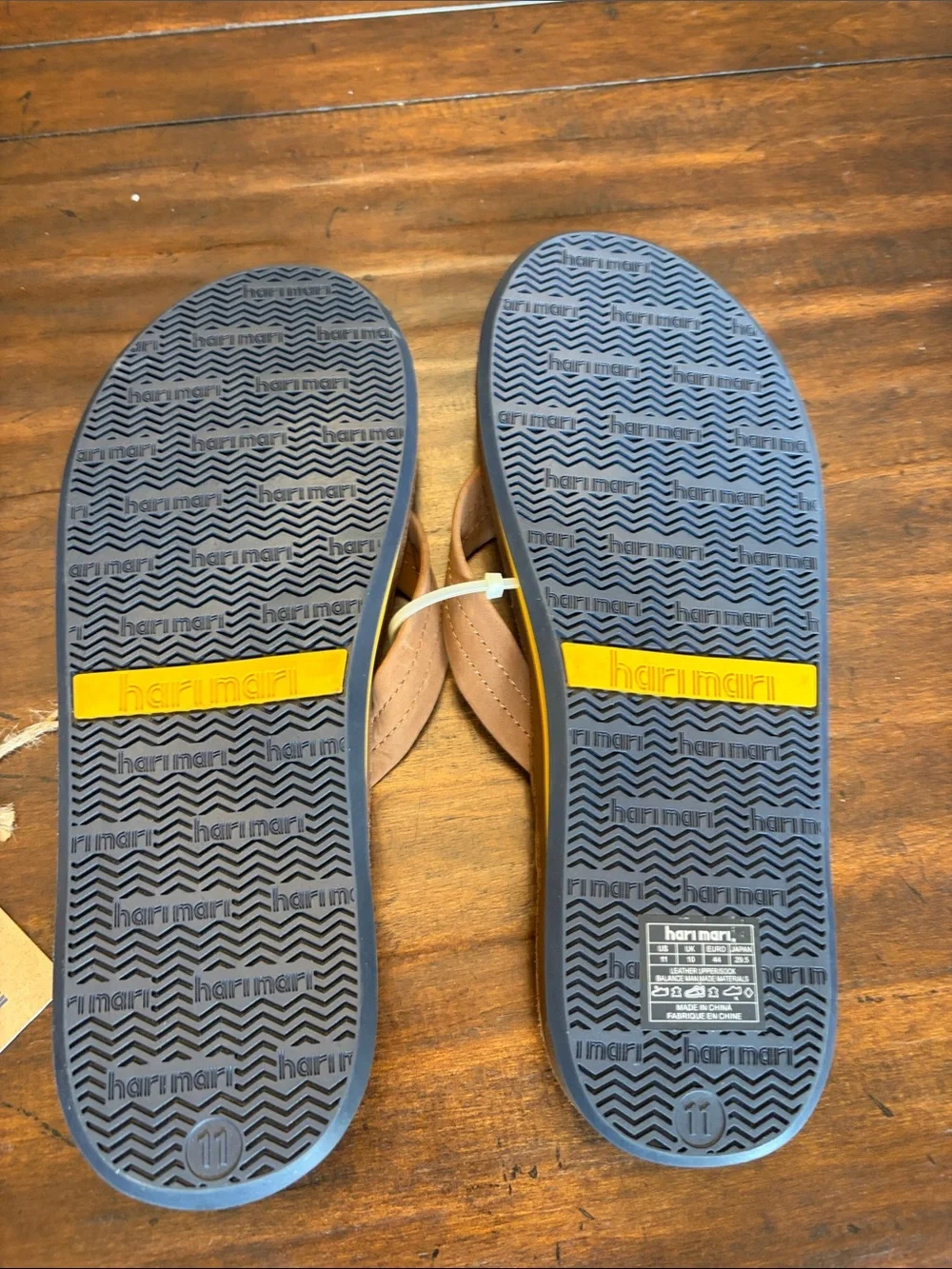 Hari Mari Bourbon Fields Men US ASST. Sizes ACS